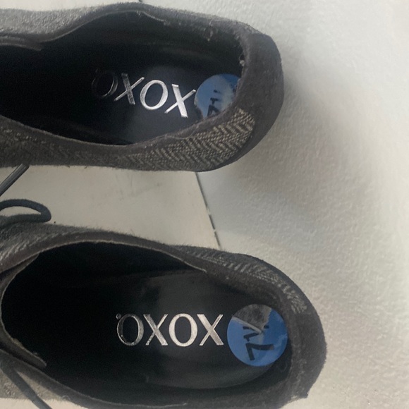 XOXO High heel shoes size 7.5 - Picture 3 of 7